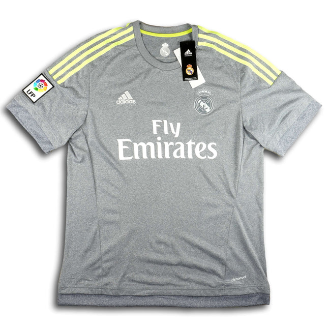 Real Madrid 2015-16 Trikot auswärts Champions-League-Sieger - BNWT - SERGIO RAMOS #4 - 10/10 - [L]