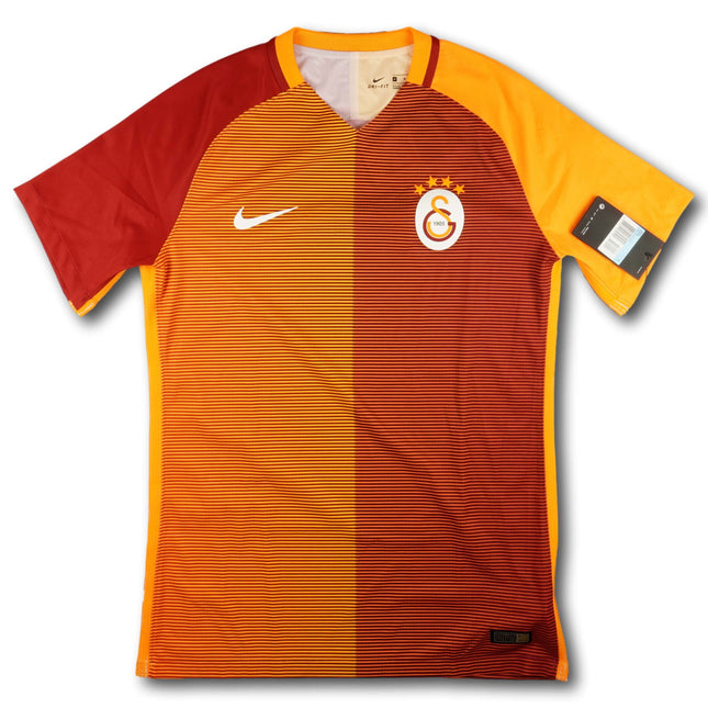 Galatasaray 2016-17 Trikot heim Player Specs BNWT - 10/10 - [M]