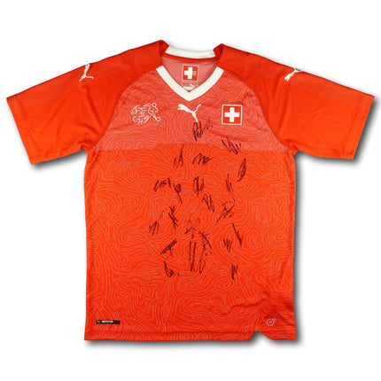 Schweiz 2018 Trikot heim BNWT signiert vom Team - 10/10 - [M]
