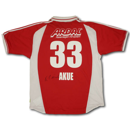 FC Winterthur 2001 heim XL AKUE #33 signiert vintage adidas