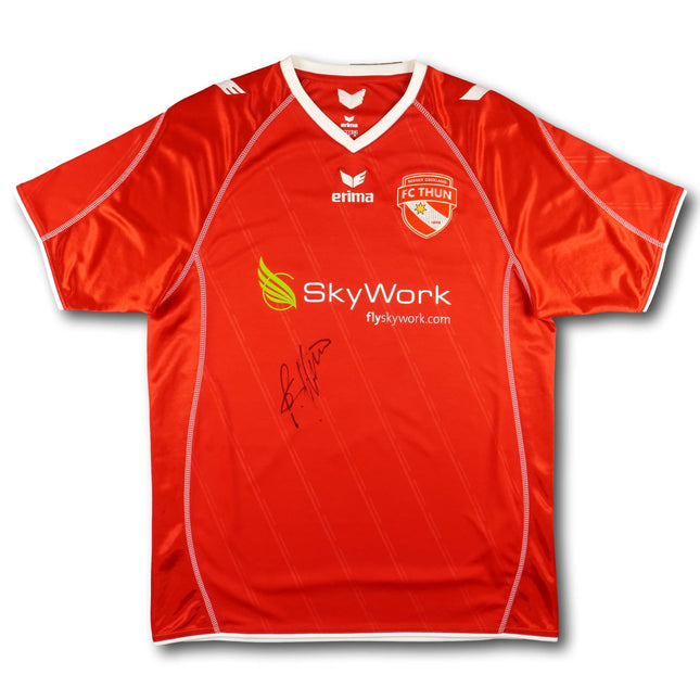 FC Thun 2011-12 Trikot spezial Europa League Heim  signiert - LÜTHI #33 - 9/10 - [M]